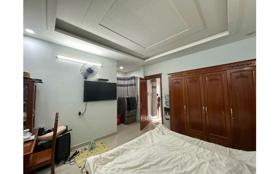 Bán Gấp Nhà đường Lê Văn Chí, DT 70m2, 3T, Xe Hơi Tránh, Chính Chủ Sang Tên Ngay, Giá Chỉ Nhỉnh 4,7 Tỷ